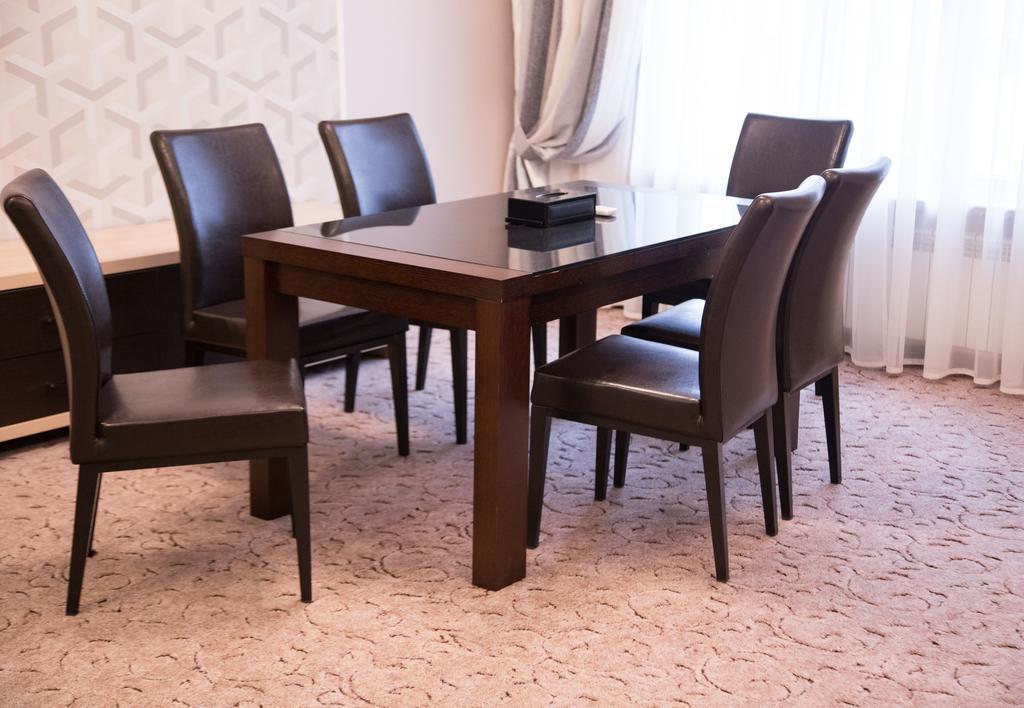 Premier Hotel Bishkek Bilik gambar