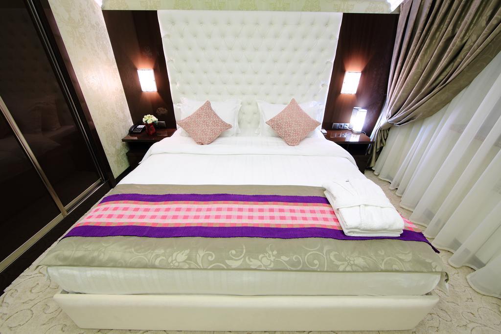 Premier Hotel Bishkek Luaran gambar
