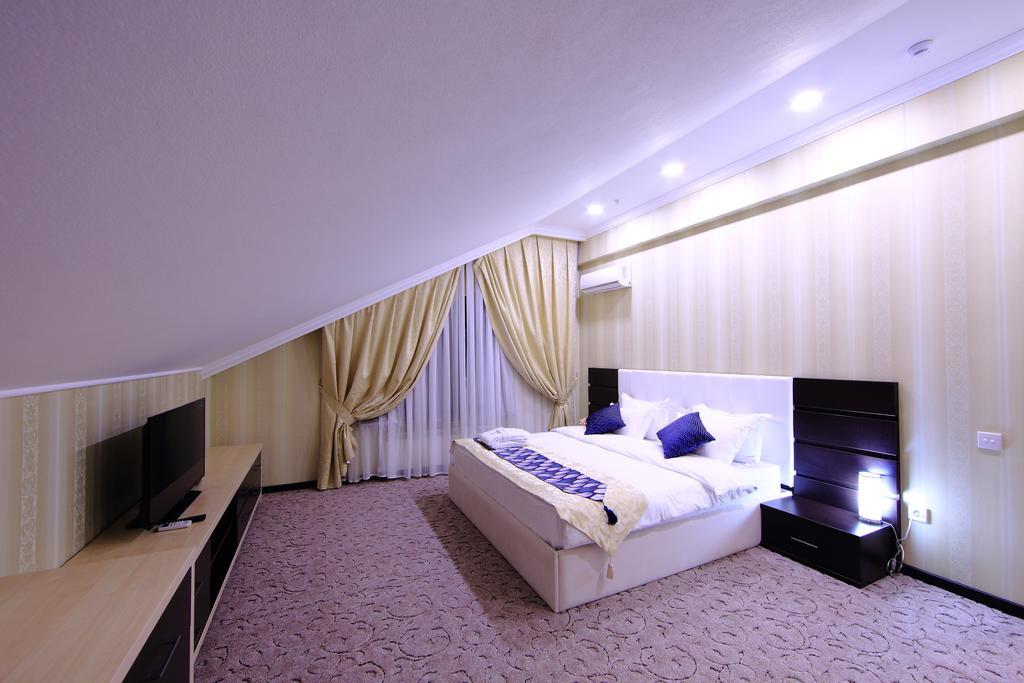 Premier Hotel Bishkek Luaran gambar