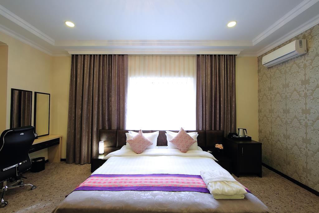 Premier Hotel Bishkek Luaran gambar