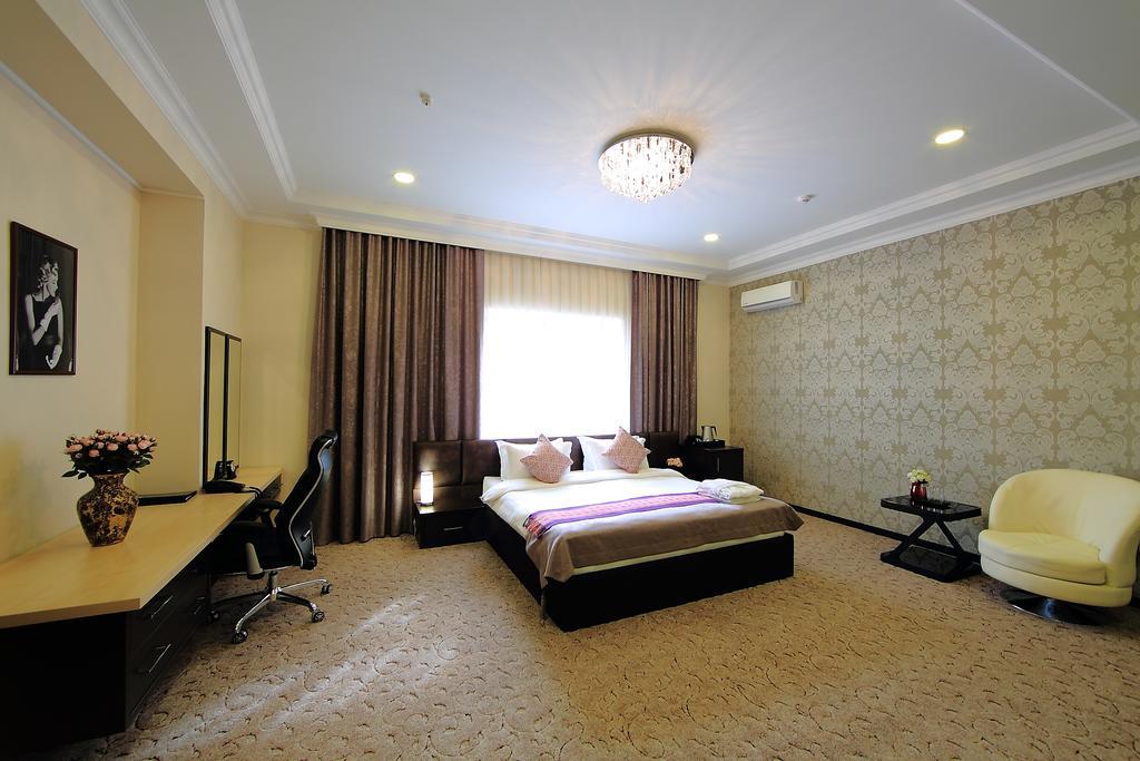 Premier Hotel Bishkek Luaran gambar