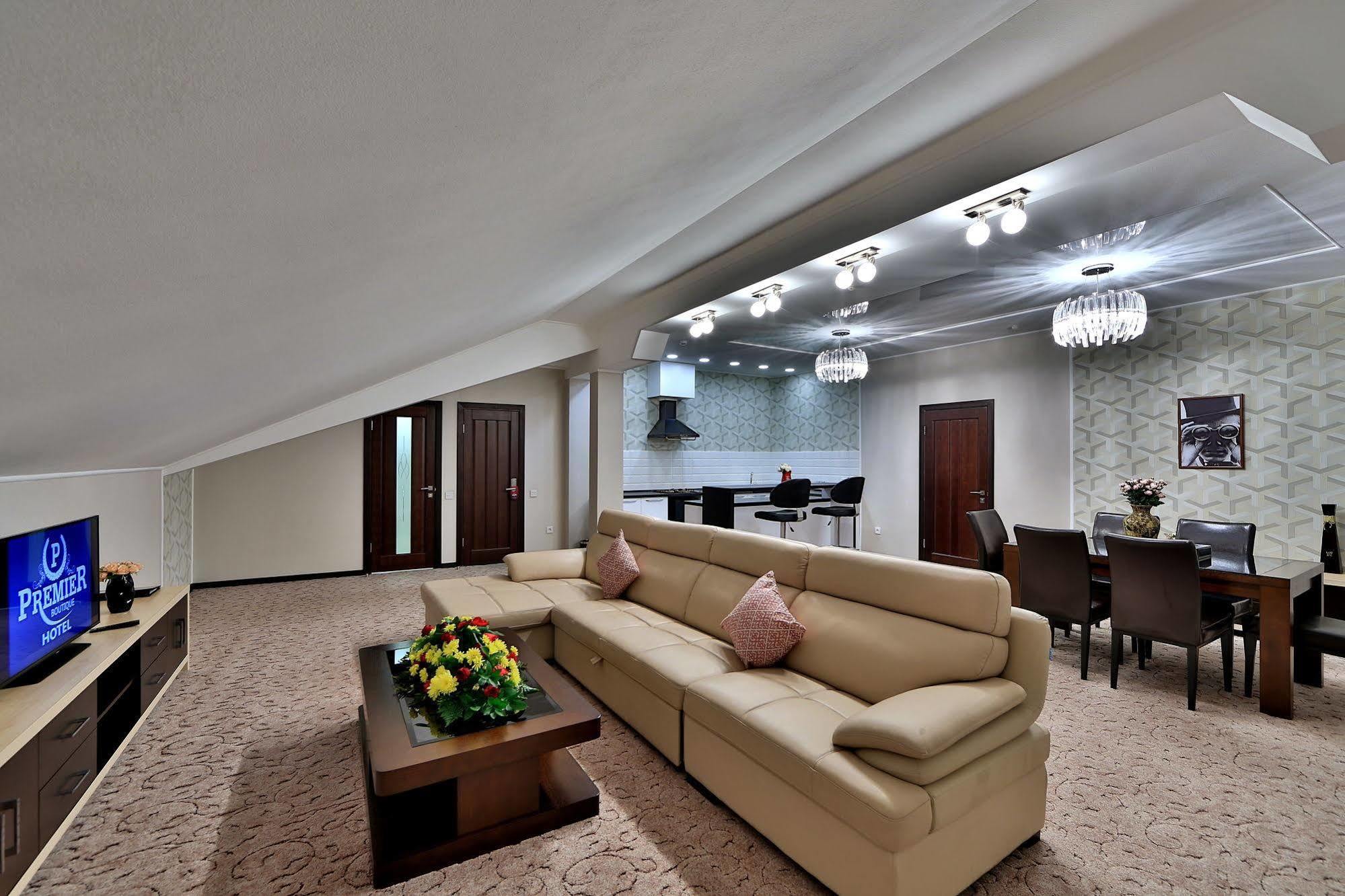 Premier Hotel Bishkek Luaran gambar